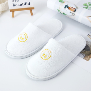 Middle and high-end hotel disposable slippers Hotel B & B special thickened non-slip beauty salon home hospitality printed logo