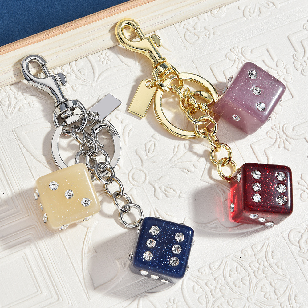 Cool Glitter Dice Keychain Metal Pendant Creative Bag Charm Personalized Car Keychain Trendy and Fun