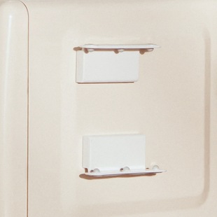 Japanese Wall-mounted Boxed Tissue Holder Kitchen Tissue Storage Rack Refrigerator Magnetic Suction Stone Fixed Paper Rack Hanger