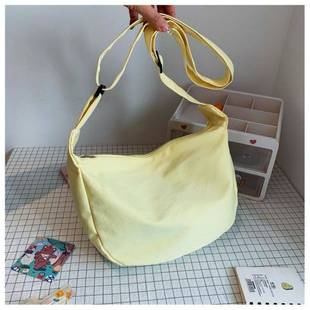 Japanese 2024 Retro Chic Girl Solid Color Soft Girl Shoulder Bag Korean Style Trendy Ins Simple Crossbody Bag Dumpling Bag