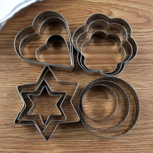 Stainless steel biscuit cutting mould biscuit mould 12 piece set vegetable cake cutting mould love round flower round press mill