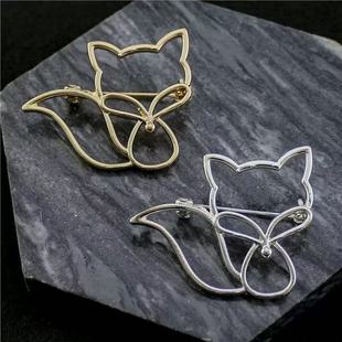 Fox Brooch Hollow Cartoon Brooch Women's Summer Coat Pin Japanese Fashion Jewelry Exquisite High-end Sense Niche