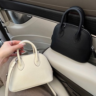 Bag Women's Summer 2024 New South Korea Ins Niche All-match High-end Shoulder Crossbody Portable Simple Shell Bag