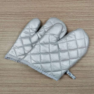 Silver Thickened Gloves Oven Baking Anti-scalding Gloves High Temperature Insulation Kitchen Baking Microwave Gloves Spot