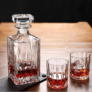 Factory wholesale European style wine XO decanter wine glass suit wine transparent crystal glass diamond square empty wine bottle