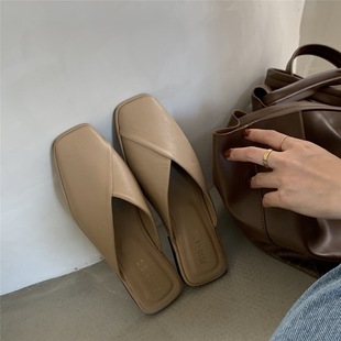Outfit plus size Baotou Slippers Women 2024 Summer Flat Slippers Square Head Mueller Shoes Wholesale Beach Slippers Women