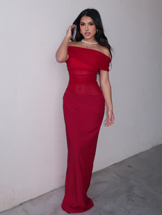 French-style socialite style off-shoulder mesh stitching fake two-piece dress design perspective irregular hip dress
