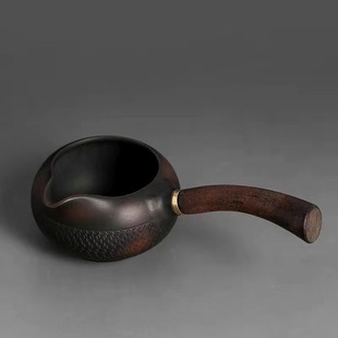 Ceramic Fair Cup Purple Pottery Tea Ware Heat Resistant Vintage Handmade Stoneware Tea Kelp Handle Public Cup Kung Fu Tea Cup High-end