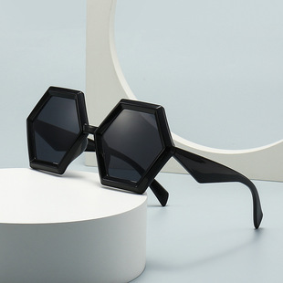 Cross-border European and American Square Metal Rivet Modern Retro Charm Sunglasses Trend Street Shot Sunglasses LH109