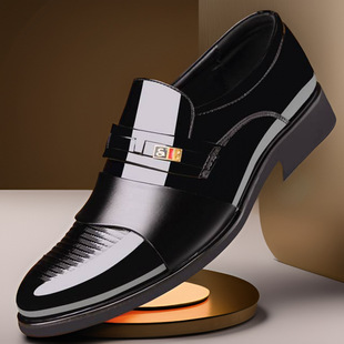 2024 autumn and winter leather shoes men's new business formal men's leather shoes bright plus size all-match fleece-lined men's shoes