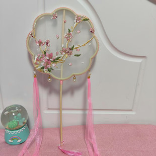 Factory Direct Sales Embroider Ancient Style Round Fan Long Handle Streamer Retro Palace Fan Han Dynasty Photo Props Hand Embroidered Fan