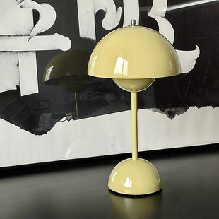 Simple Macaron Table Lamp Touch Bud Lamp Atmosphere Rechargeable Table Lamp Vintage American Style Decorative Mushroom Night Light