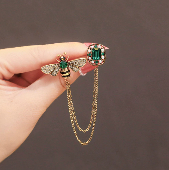 Retro Bee Chain Brooch Insect Oil Dripping Rhinestone Corsage Set Chain Clothing Accessories Women's Brooch