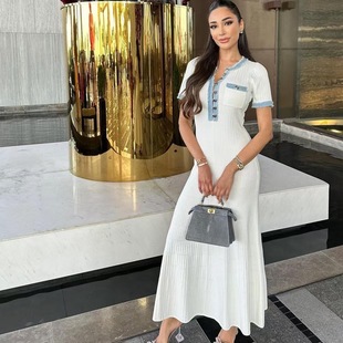 2025 Amazon Cross-border New Women's Wear European and American Style Fashion Slim Fit Denim Single-breasted Stitching Dress