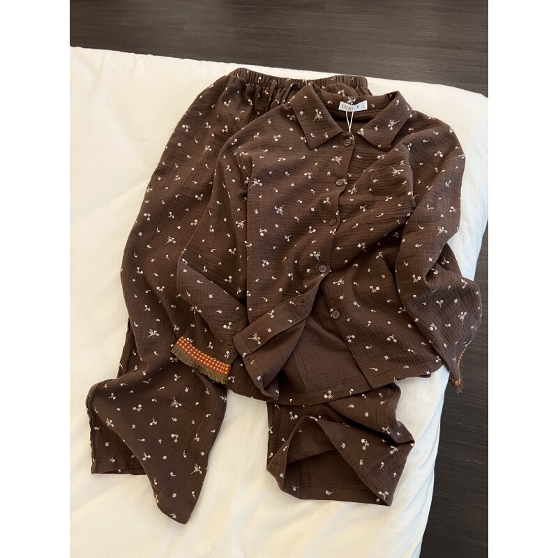 Korean-style Maillard brown floral pajamas for women, 2026 autumn new casual loose-fitting loungewear set that can be worn outside