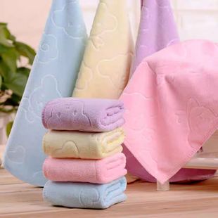 Thickened embossed square towel 200g 25*25 microfiber bear square towel 30*30 square towel gift towel