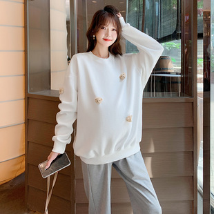 New white padded pregnant women's vests for autumn and winter Korean style bear loose long sleeve pregnant women's top a generation of hair