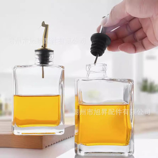 Amazon cross-border hot-selling 304 charming automatic opening and closing nozzle wine pisser soy sauce vinegar bottle stopper oil pot oil bottle stopper