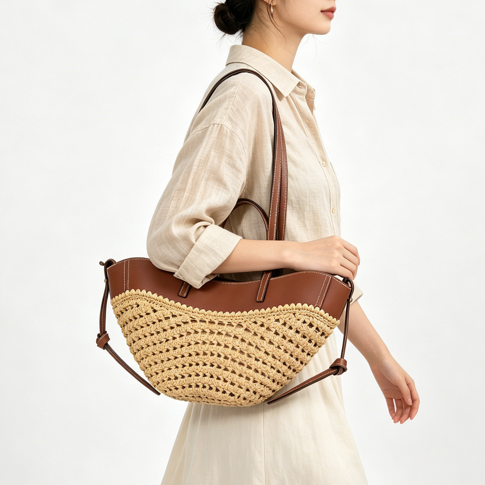New beach vacation straw wing bag, large capacity tote bag, single shoulder bag, cowhide patchwork woven bag, handbag for women.