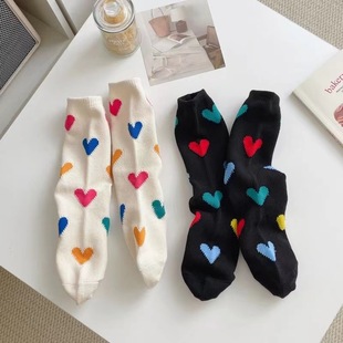 European fashion brand socks color matching black and white color love socks men's and women's mid-calf socks Japanese Fashion Net red cute socks