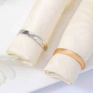 Cross-border new alloy plating high-grade polished semicircular napkin ring D-word simple metal hotel decorative napkin buckle
