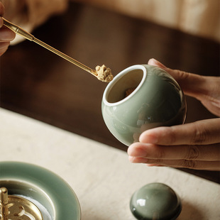 Yue Kiln Longquan Celadon маленький размер керамический чайник Портативный мини-чайник коробка герметичная дорожная упаковка ароматный порошок горшок