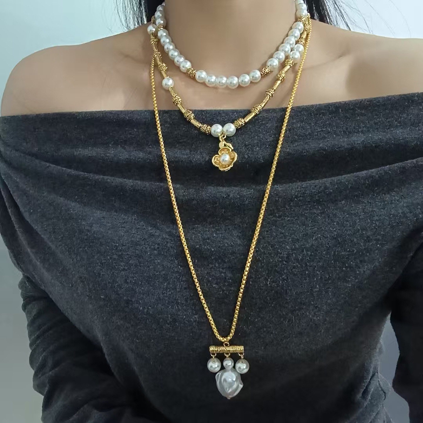 Cross-Border Fashion Multi-Layered Pearl Necklace for Women 2026 New Vintage Beaded Flower Pendant Sweater Chain