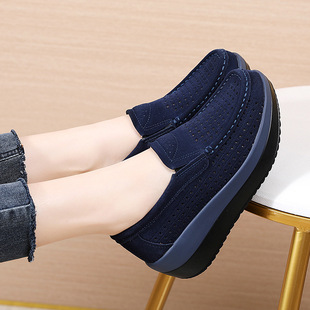 2024 Summer New Thick-soled Rocking Shoes Women's Comfortable Wedge Heel Casual All-match Platform Moms Shoes Slip-on Shoes