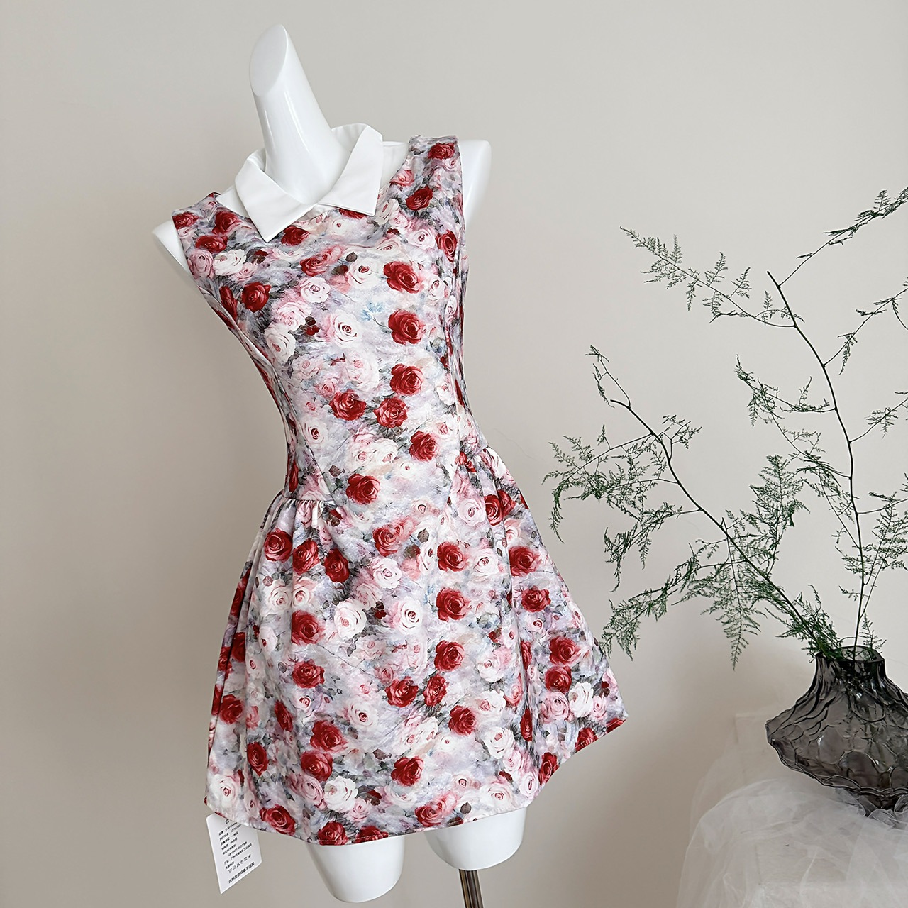 Oil Painting Style Girl's Dress with a High-End Feel, Shirt Collar, Sleeveless, Cinched Waist, Birthday Gift Dress, Princess Dress for Women