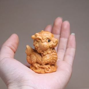 Thuja cartoon twelve zodiac snake hand piece solid wood carving pendant animal crafts scenic spot stall hot-selling ornaments