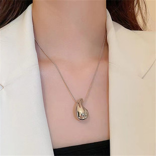 Europe and the United States cross-border jewelry punk necklace exaggerated ins party water drop smooth necklace niche simple clavicle chain women
