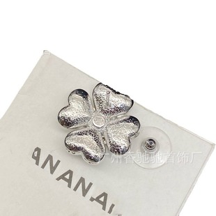 Xiaxiangfeng Love Crystal Diamond Сращивание Lucky Длинные серьги Advanced S925 Серебряная игла противоаллергические серьги