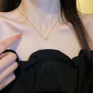 2025 Korean New Alloy Letter Necklace Jewelry Women's Light Luxury All-match High-end Collarbone Chain Explosive Accessories