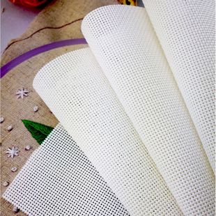 Plastic cross stitch cloth 14CT18CT single strand mesh cloth handmade home decoration decoration coaster hanging painting embroidery bottom