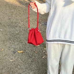 Vintage Red Silk Bucket Bag Women's 2025 New Korean Niche Keychain Drawstring Single Shoulder Crossbody Bag