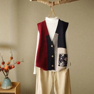 New Retro Knitted Vest Women's Cardigan Spring 2023 Loose Design Sense Niche Sweater Vest Women's Outer Waistcoat
