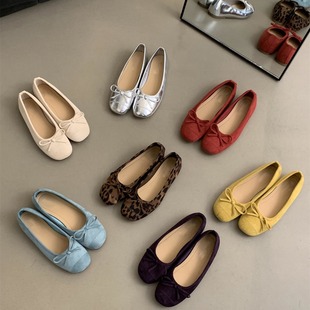 silver Shallow Mouth Single-layer Shoes Women's Spring and Autumn French Retro Bean Shoes Women's Flat Red Milk Shoes Gentle Fairy Ladyshoes