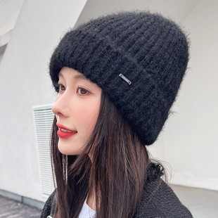 Hat winter women's cycling warm plush knitted hat autumn and winter New closed toe cold hat all-match face-looking small wool hat
