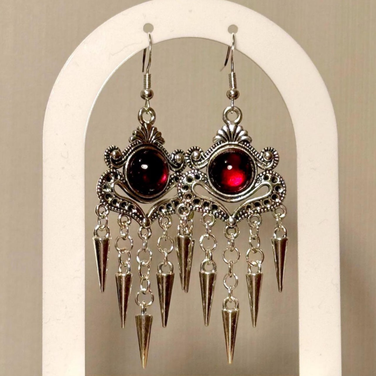 Cross-Border Foreign Trade Red Vampire Gothic Silver Pointed Filigree Earrings Silver Personalized Earrings Factory Direct Sale