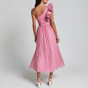 Cross-border foreign trade independent station Europe and the United States 2025 summer new fashion sexy solid color diagonal shoulder backless dress women