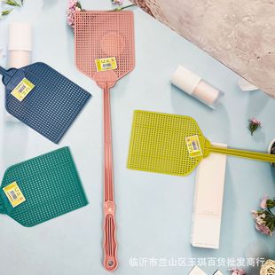 2020 Fly Swatter, Summer Popular Fly Swatter, Plastic Elastic, Simple, Mosquito Swatter, Long Handle Swatter for Home Daily Use