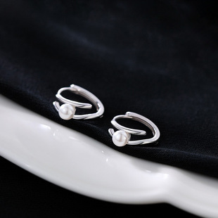 Imitation Pearl Line Earrings for Women Accessible Luxury Niche Ins Geometric Earrings Earrings 2024 Autumn and Winter New Wholesale
