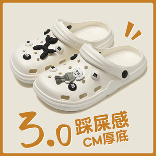 Hole Shoes Women's Summer 2025 New Style Outer Wear Beach Shoes Couple's Indoor Home Slippers Non-slip Cartoon Sandals for Men