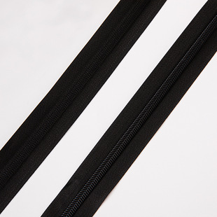 Factory in stock wholesale No.5 zipper clothing coat tent black and white zipper clothes bag school uniform nylon zipper
