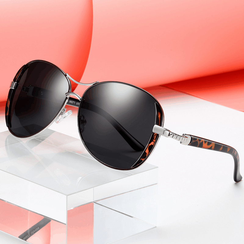 2022 new brand women's point paint goggles sunglasses large frame fashion sunglasses driving glasses M071