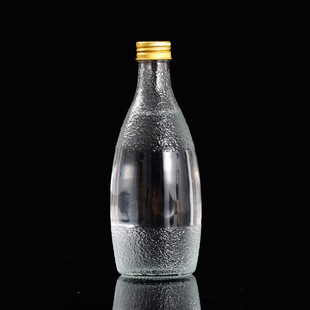 Transparent glass fruit wine bottle sealed with lid white wine sub-bottled beverage bottle green plum wine empty bottle fruit vinegar enzyme bottle