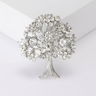 Hot-selling cross-border European and American fashion simple alloy oil dripping diamond-embedded hollow brooch coat suit wear clothing