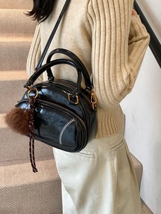 High-end Sense Small Crowdsourcing Bag Women's Autumn and Winter Vintage 2024 New Fashion Women's Crossbody Bag Portable Work Small Bag