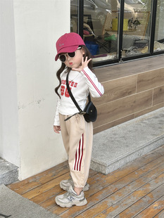 Girls' Korean-style Top 2024 Spring and Autumn New Small and Medium-sized Children's Baby Pull-out Letter T-shirt Girls' Color-matching Sweatpants Set