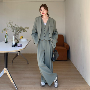 Real Shot Green Suit Vest Three-piece Set Women's Spring 2025 New High-end Sense Casual Suit Wide-leg Pants Three-piece Set